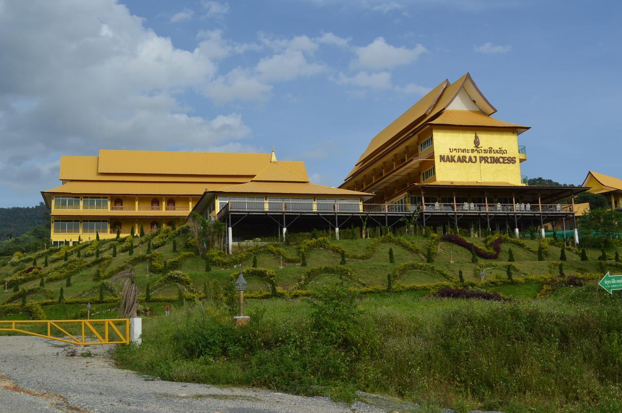 โรงแรมเดอะ เอ็ม บ่อแก้ว Huay Xai ภายนอก รูปภาพ