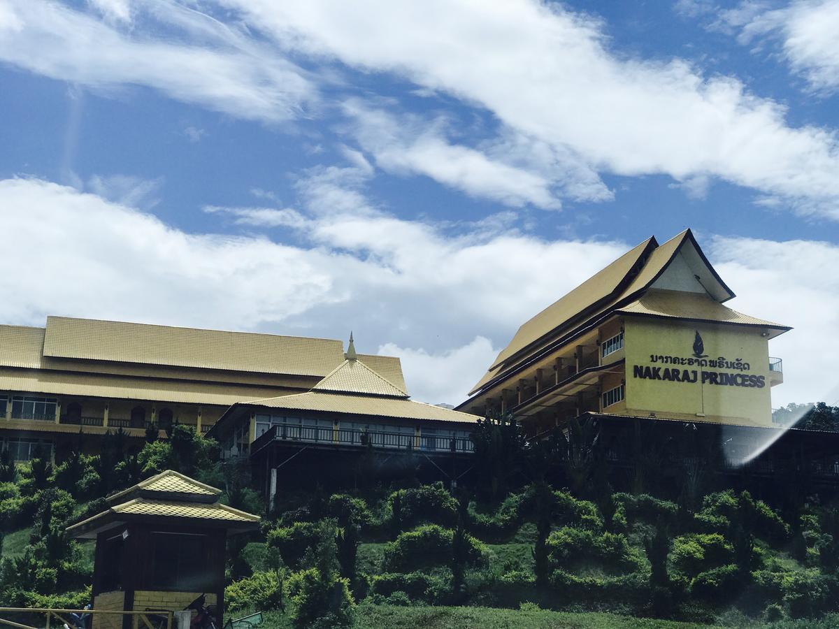 โรงแรมเดอะ เอ็ม บ่อแก้ว Huay Xai ภายนอก รูปภาพ